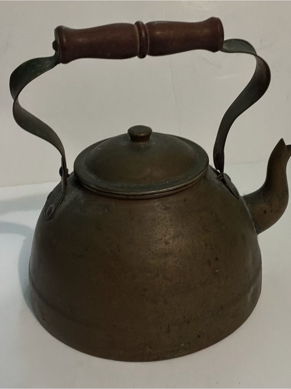 Vintage Copper  big Teapot with wooden hamdle,Tea kettle,Farm house, copper ware